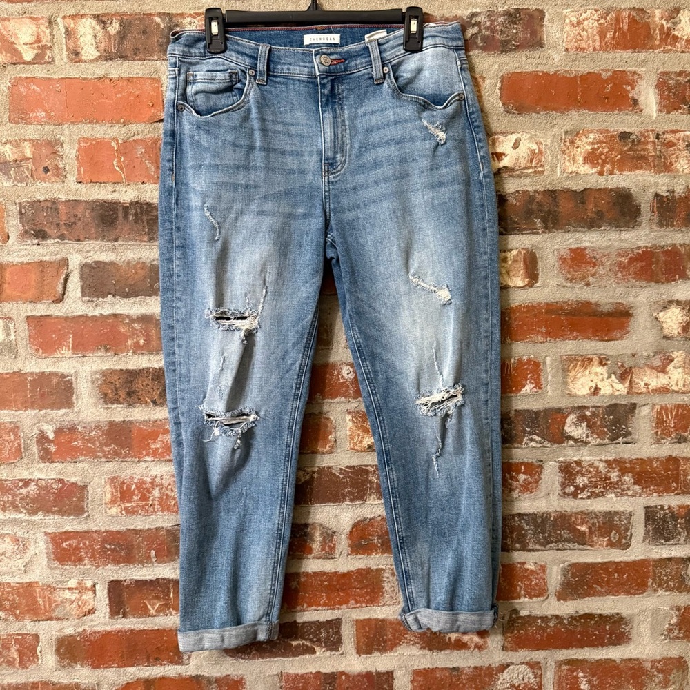 #232 TheMogan Frankie Distressed Girlfriend Jean